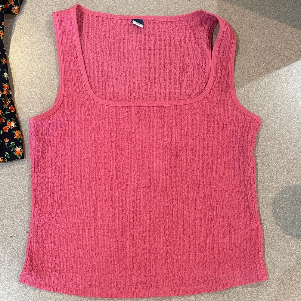 Old Navy Textured Pink Tank Top